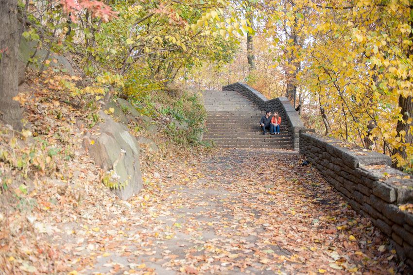 01-mikkelpaige-kristen_anthony-engagement-nyc_fort_tyron_cloisters_fall