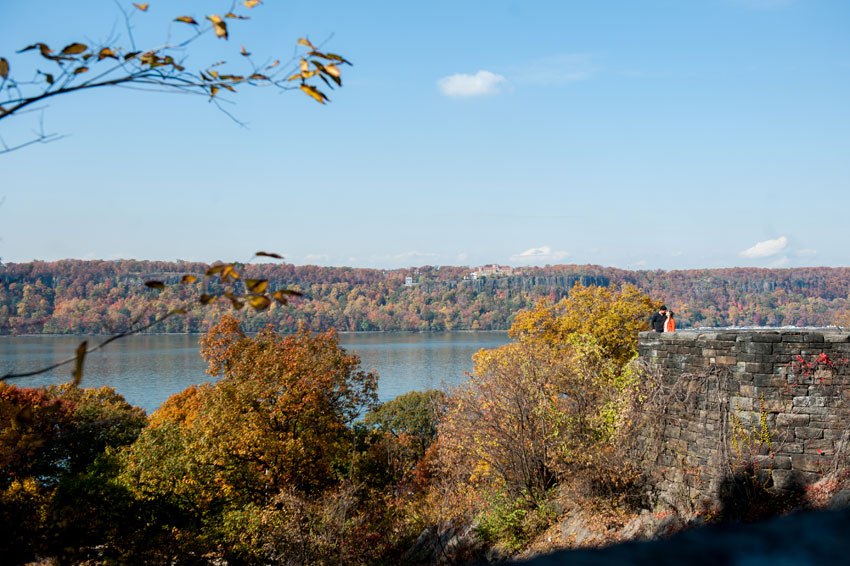 12-mikkelpaige-kristen_anthony-engagement-nyc_fort_tyron_cloisters_fall