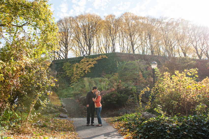 13-mikkelpaige-kristen_anthony-engagement-nyc_fort_tyron_cloisters_fall