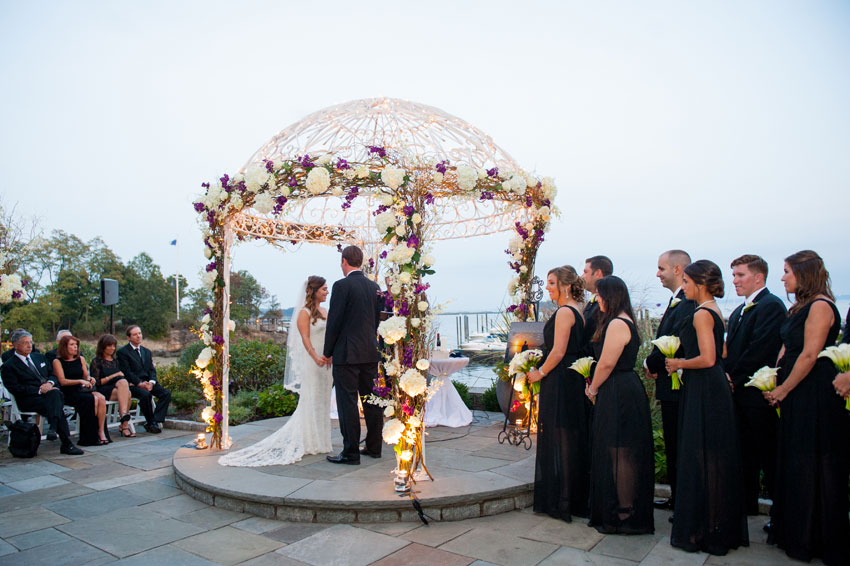 Mikkel Paige Photography | Mamaroneck Beach and Yacht Club | Waterside Wedding