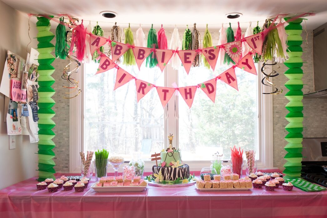 Jungle theme first birthday dessert table. Photos by Mikkel Paige Photography.
