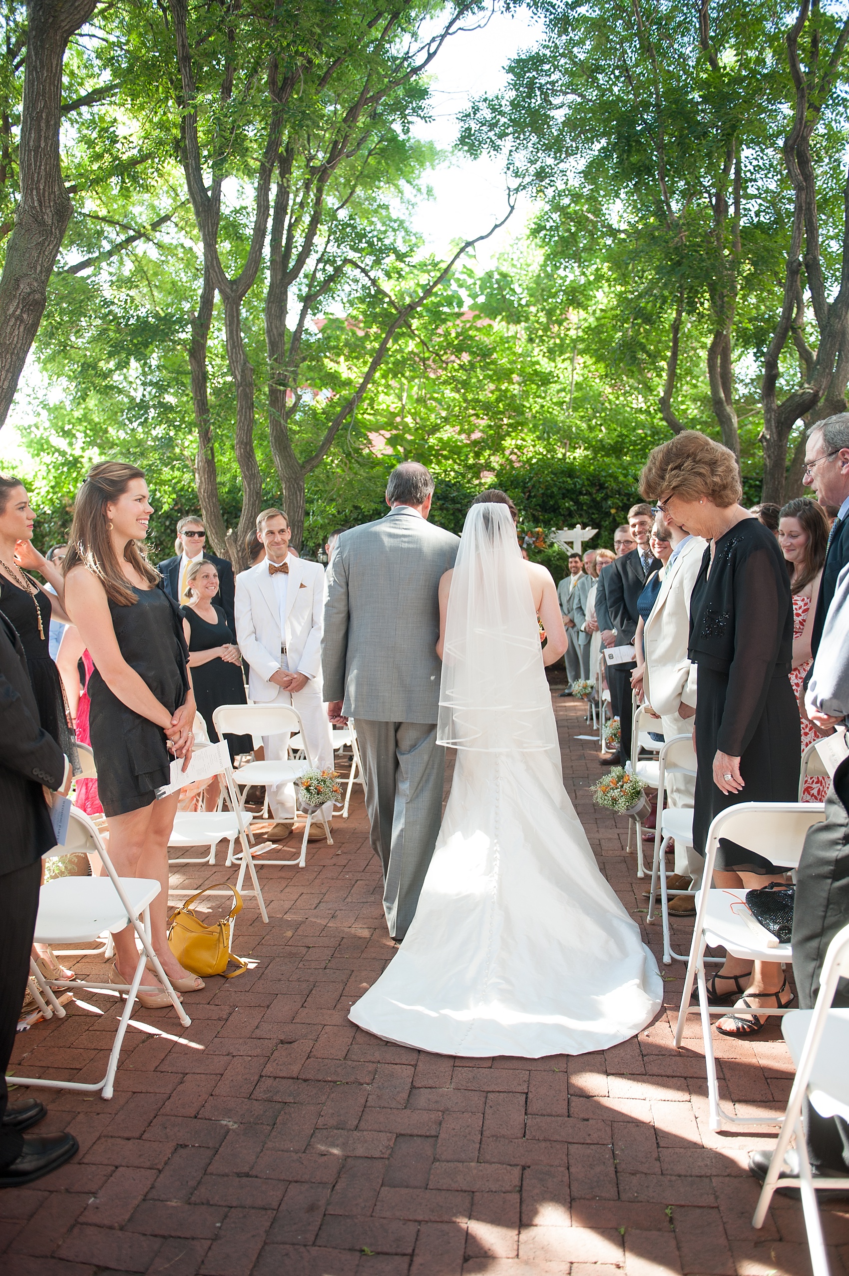 Wedding ceremony Carrollton Inn, Baltimore, Maryland. Photos by Mikkel Paige Photography.