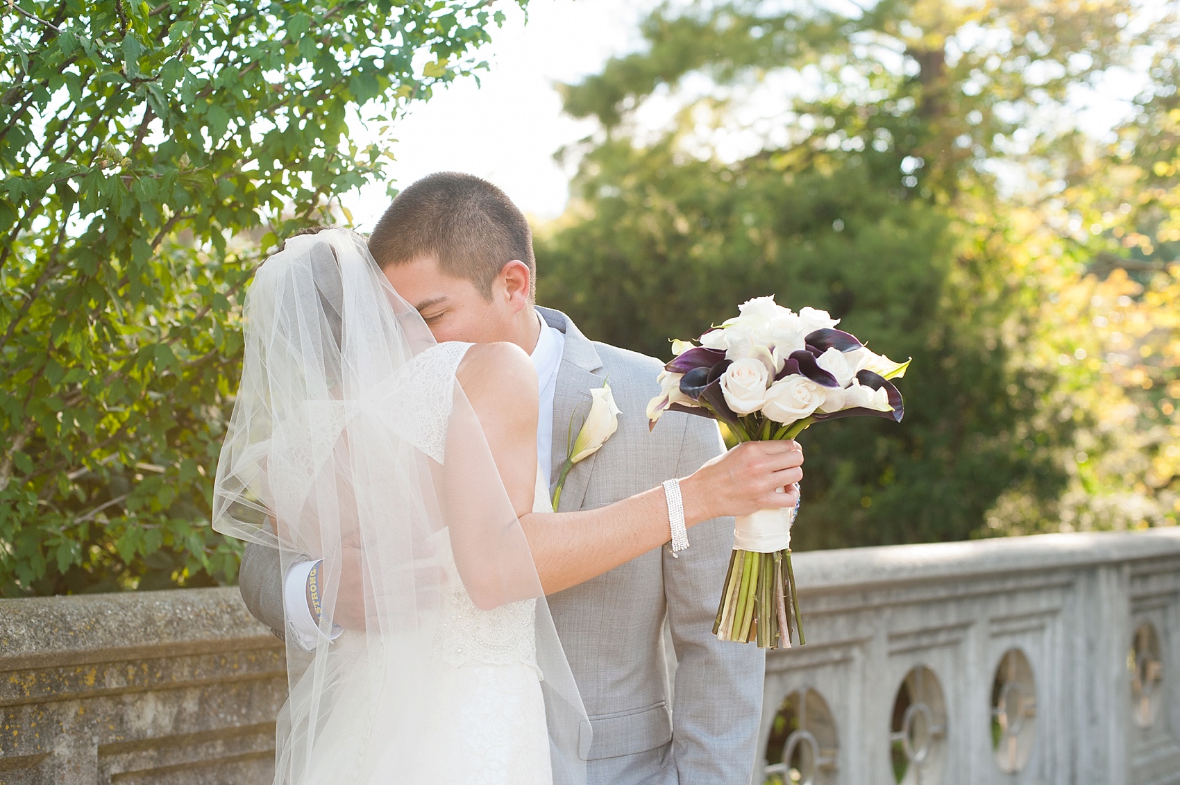 First look at Eden Park for downtown Cincinnati, Ohio wedding at The Center. Photos by Mikkel Paige Photography.