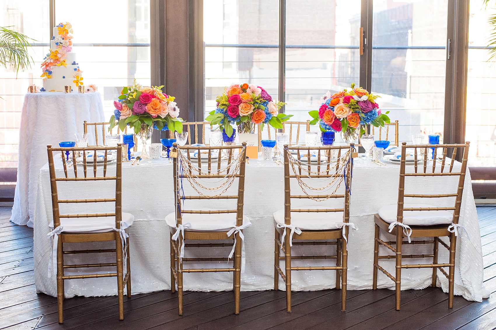 Bright table setting for Lock and Key, Forever Linked, Ponts des Art wedding inspiration. Photos by Mikkel Paige Photography, planning by Dulce Dream Events. 