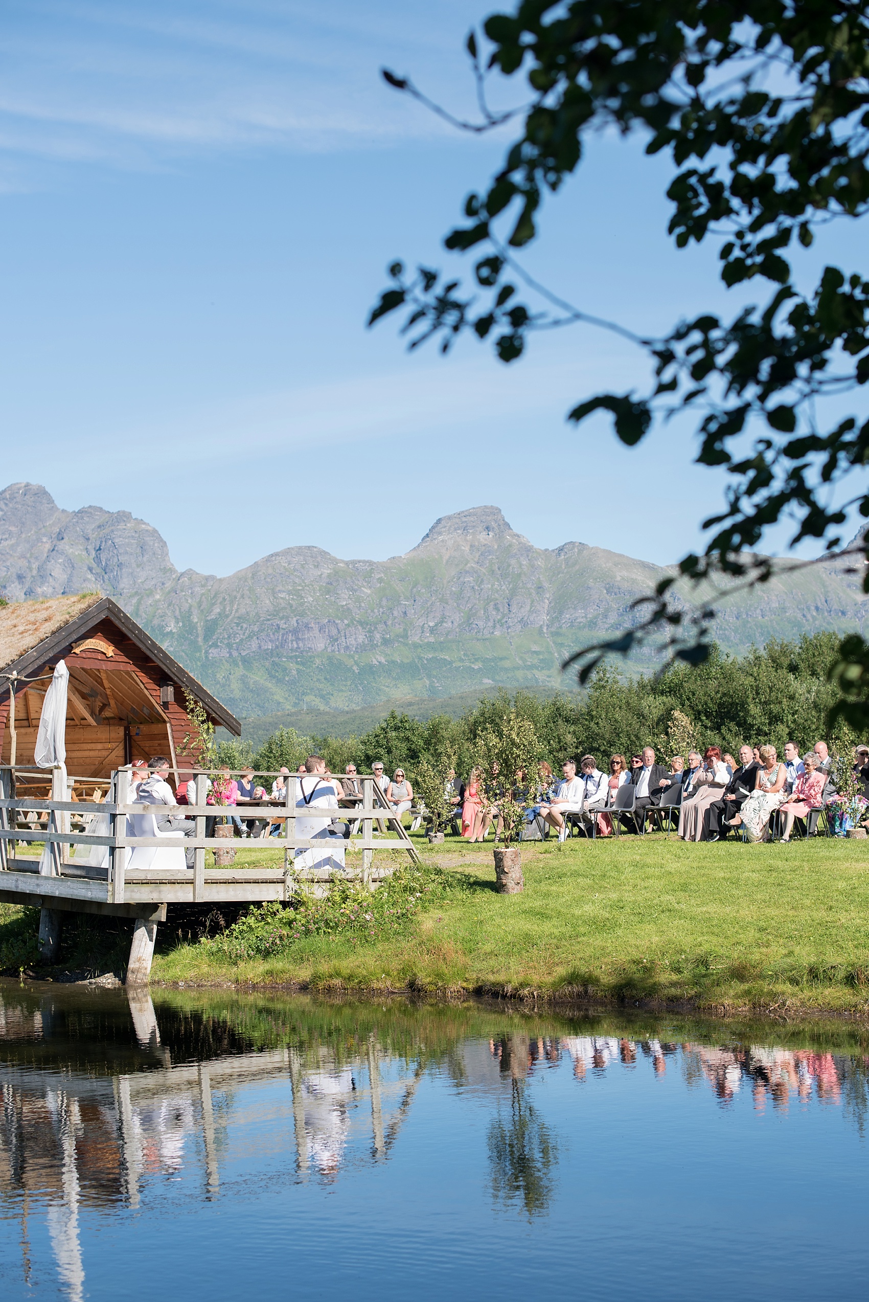 Norway wedding photos by Mikkel Paige Photography, destination wedding photographer. Outdoor picturesque mountain ceremony.