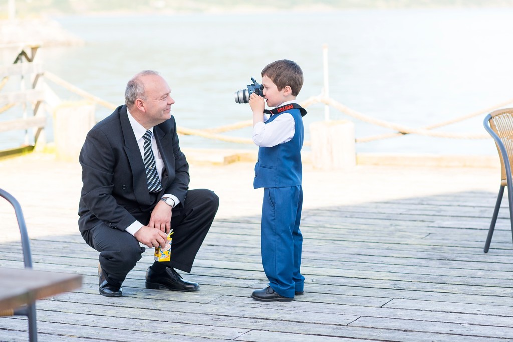 Norway wedding photos by Mikkel Paige Photography, destination wedding photographer. Waterfront dinner in the north of Norway.