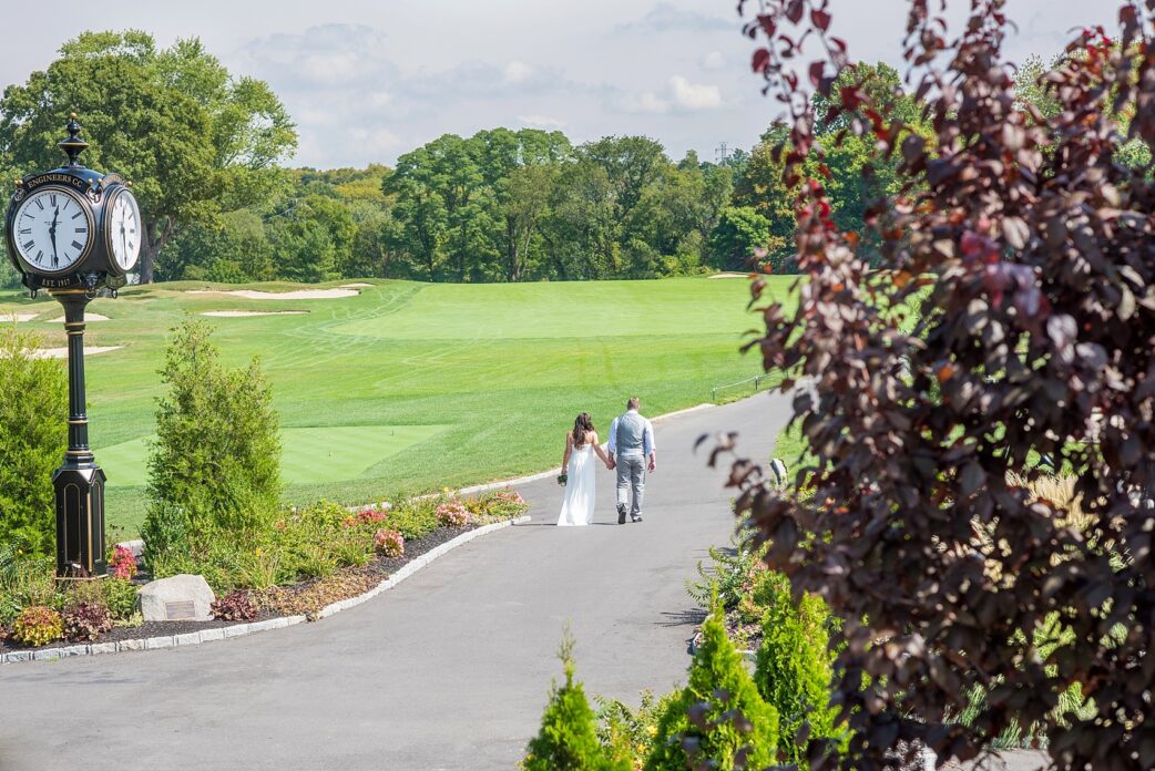 Roslyn golf course country club wedding on Long Island by NYC wedding photographer Mikkel Paige Photography.
