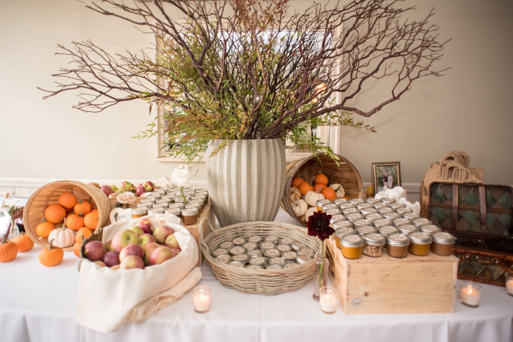 Crabtree Kittle's House wedding in NY. Images by Mikkel Paige Photography for a gay fall wedding. Coordination by Jove Meyer Events. Apple cider mini donuts and apple and pumpkin butter mason jar favors.