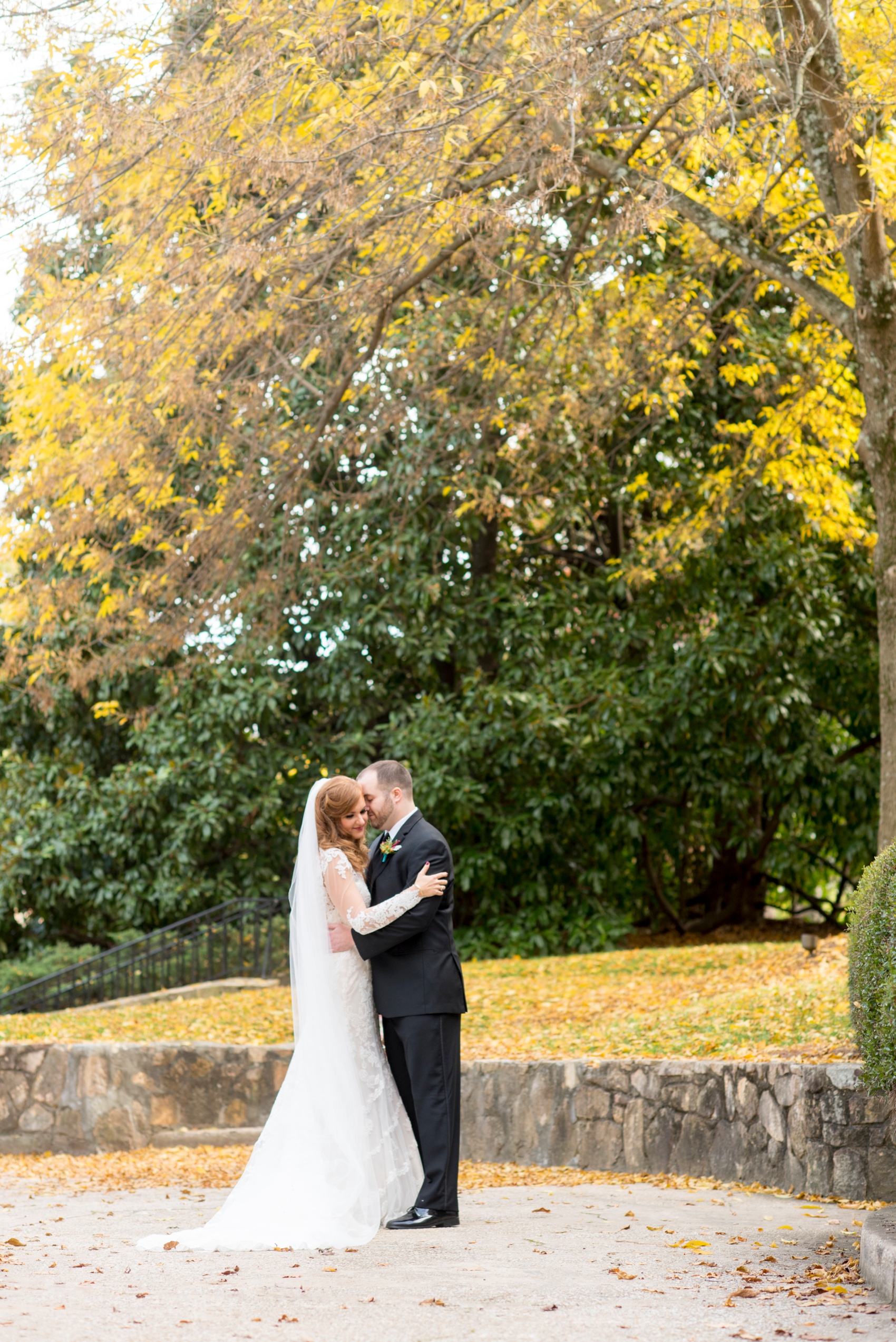 The Carolina Inn fall wedding photos by Raleigh wedding photographer, Mikkel Paige Photography.
