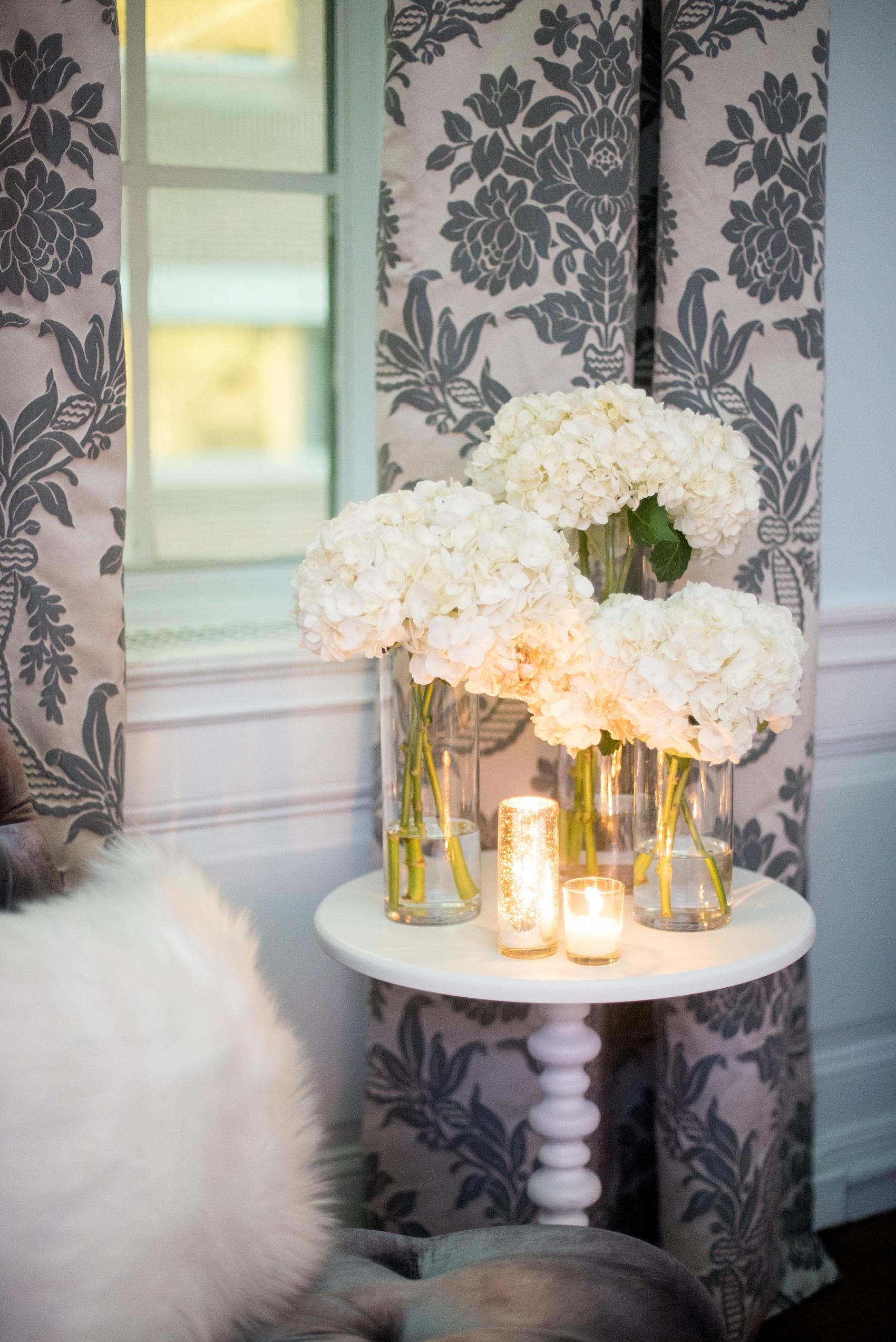 Mikkel Paige Photography photos of a luxury wedding in NYC. Image of the India House reception lounge flowers in lower Manhattan.