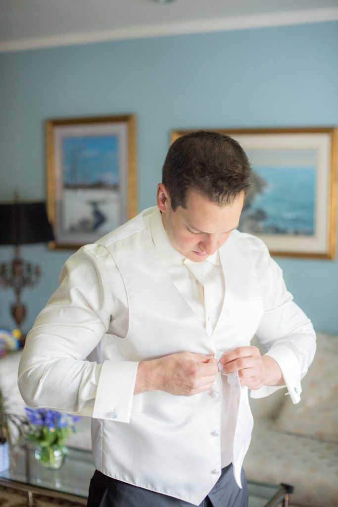 Mikkel Paige Photography wedding photos at The Fox Hollow, Long Island. A picture of the groom getting ready.