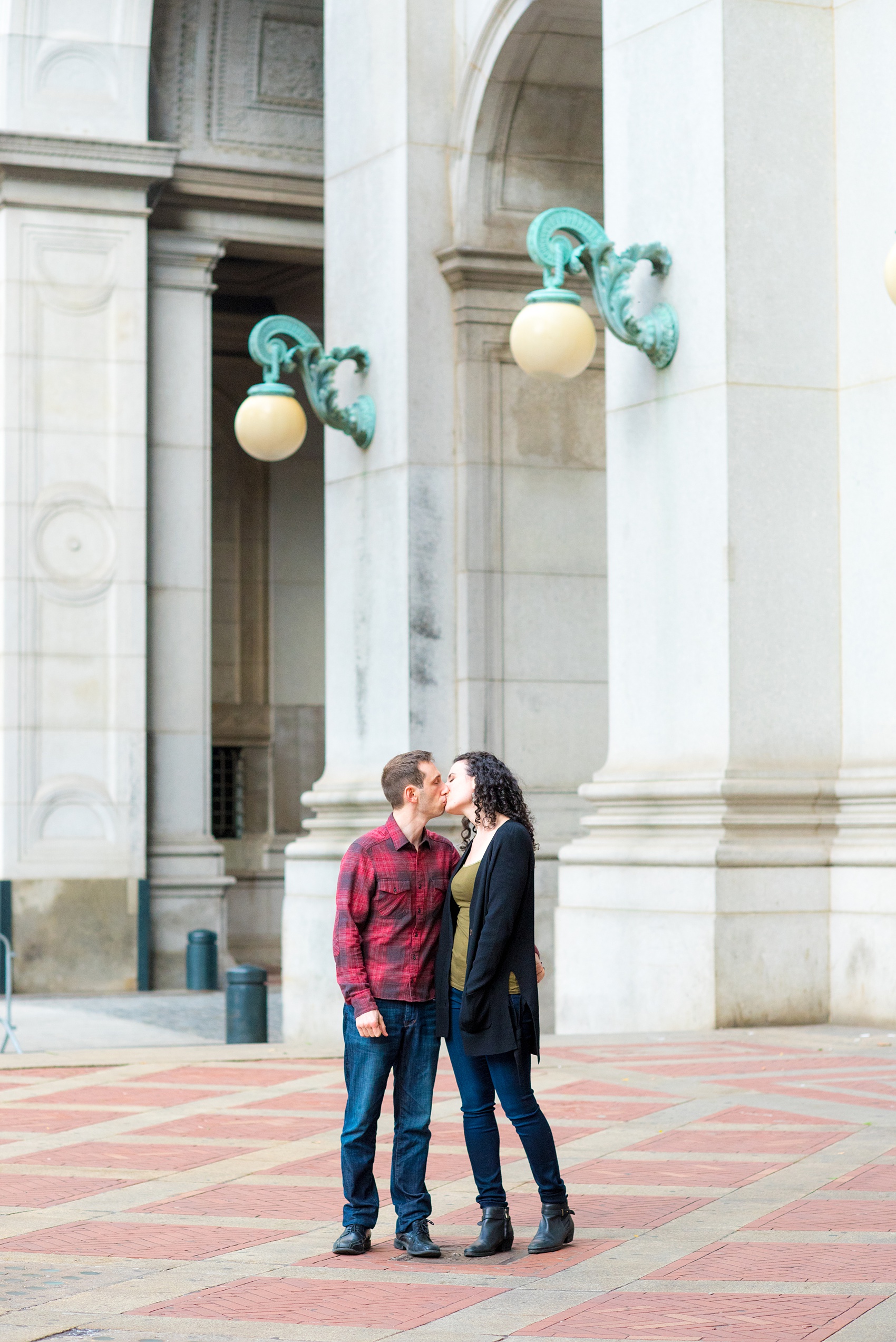 Mikkel Paige Photography fall engagement photos in lower manhattan near City Hall and the Brooklyn Bridge.