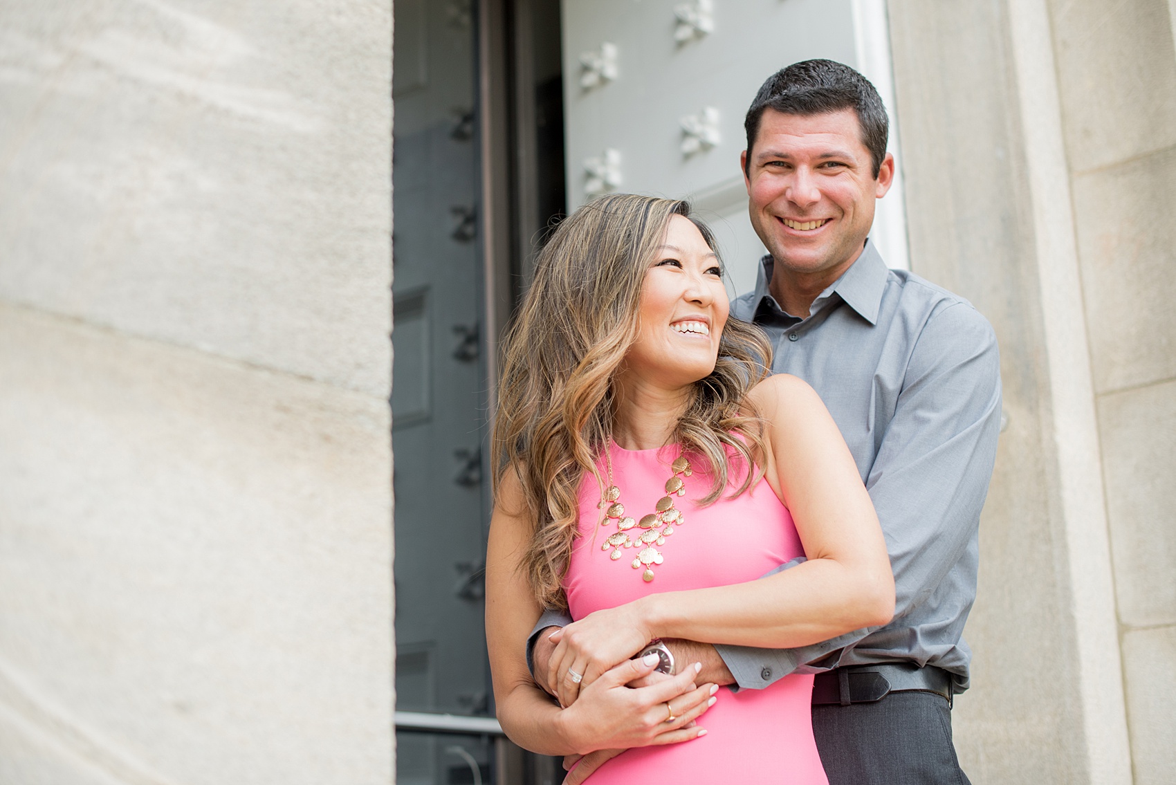 Colorful photos during a fall, autumn season engagement session. Iconic architecture captured at the state capitol. Taken by Mikkel Paige Photography in an urban city setting. Click through to see more from this vibrant, unique photography session.