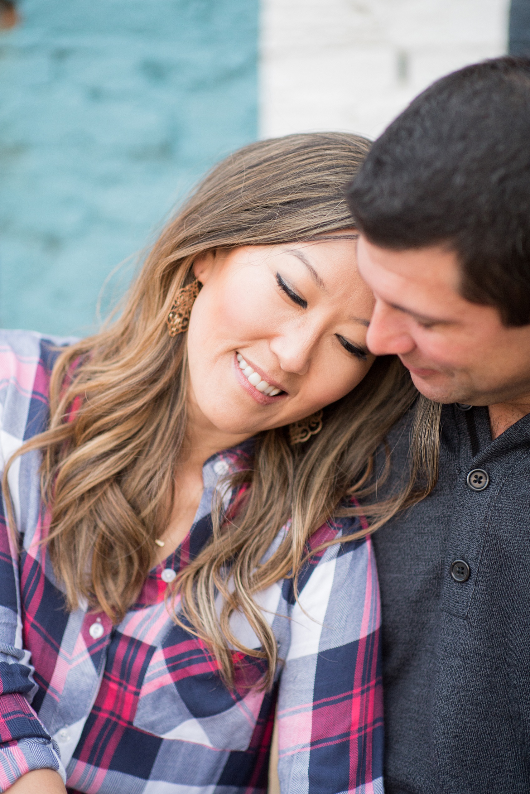 Colorful photos taken during a fall, autumn season engagement anniversary session. Images taken by Mikkel Paige Photography in an urban city setting. Click through to see more from this vibrant, unique photography session with lots of fun colors, street art murals and ideas for outfits!