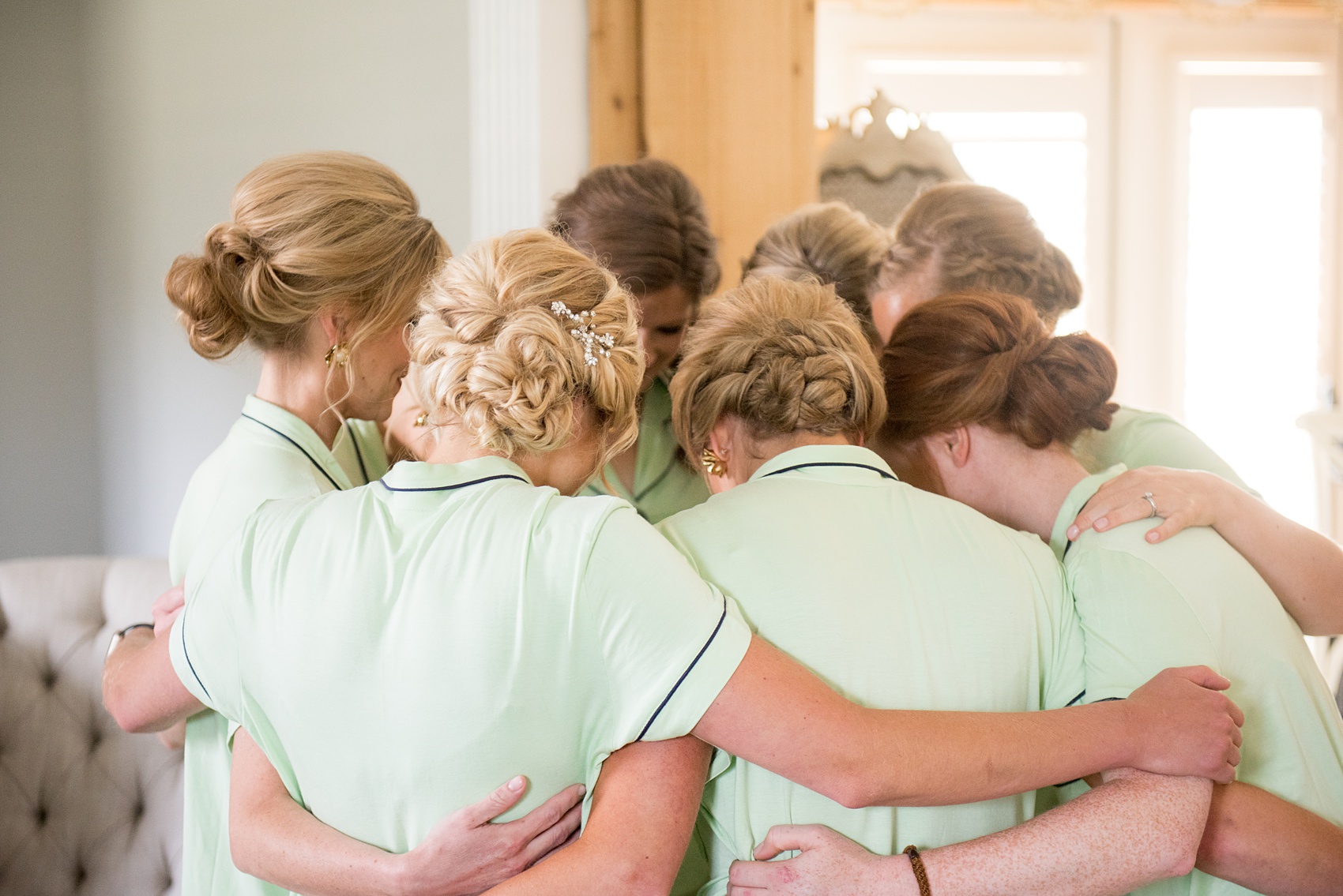 Charlottesville wedding photos by Mikkel Paige Photography. This Virginia venue is perfect for brides and grooms looking for a beautiful farm reception space. It’s green, romantic, and easy to dress up with flowers or keep simple! Click through for the complete post from this May event at the Lodge at Mount Ida Farm, including the bridal party getting ready photos in matching shorts pajamas! Planning and design by @vivalevent. #Charlottesville #mountidafarm #lodgeatmountida #CharlottesvilleVA #CharlottesvilleVirginia #Charlottesvillewedding #Charlottesvilleweddingphotographer #mikkelpaige #Vivalevent