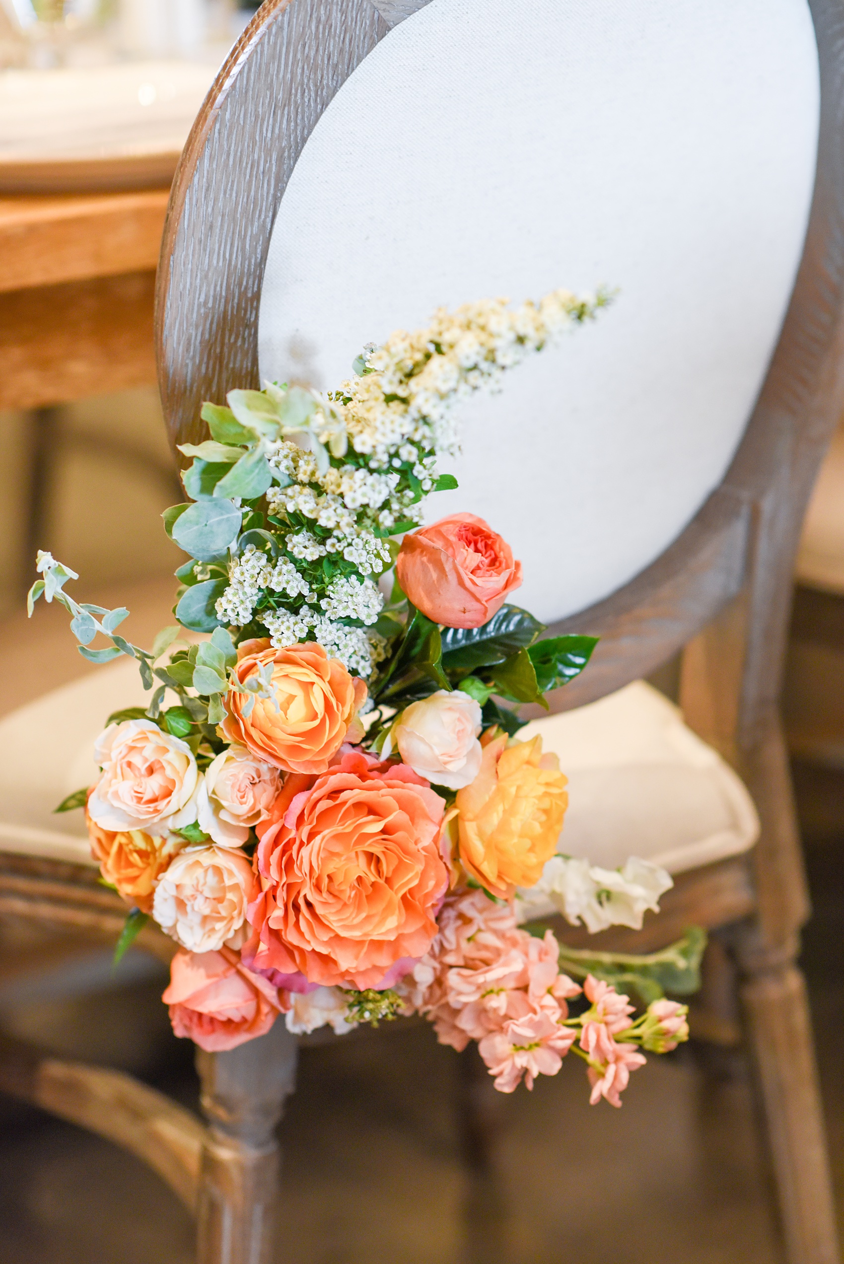 Charlottesville wedding photos by Mikkel Paige Photography. This Virginia venue is perfect for brides and grooms looking for a beautiful farm reception space. It’s green, romantic, and easy to dress up with flowers or keep simple. The bride and groom sweetheart chairs were decorated with special floral chair swags. Click through for the complete post from this May event at the Lodge at Mount Ida Farm! Planning and design by @vivalevent and flowers by @apassarelli of Meristem Floral. #Charlottesville #mountidafarm #lodgeatmountida #CharlottesvilleVA #CharlottesvilleVirginia #Charlottesvillewedding #Charlottesvilleweddingphotographer #mikkelpaige #MeristemFloral #VivaLEvent