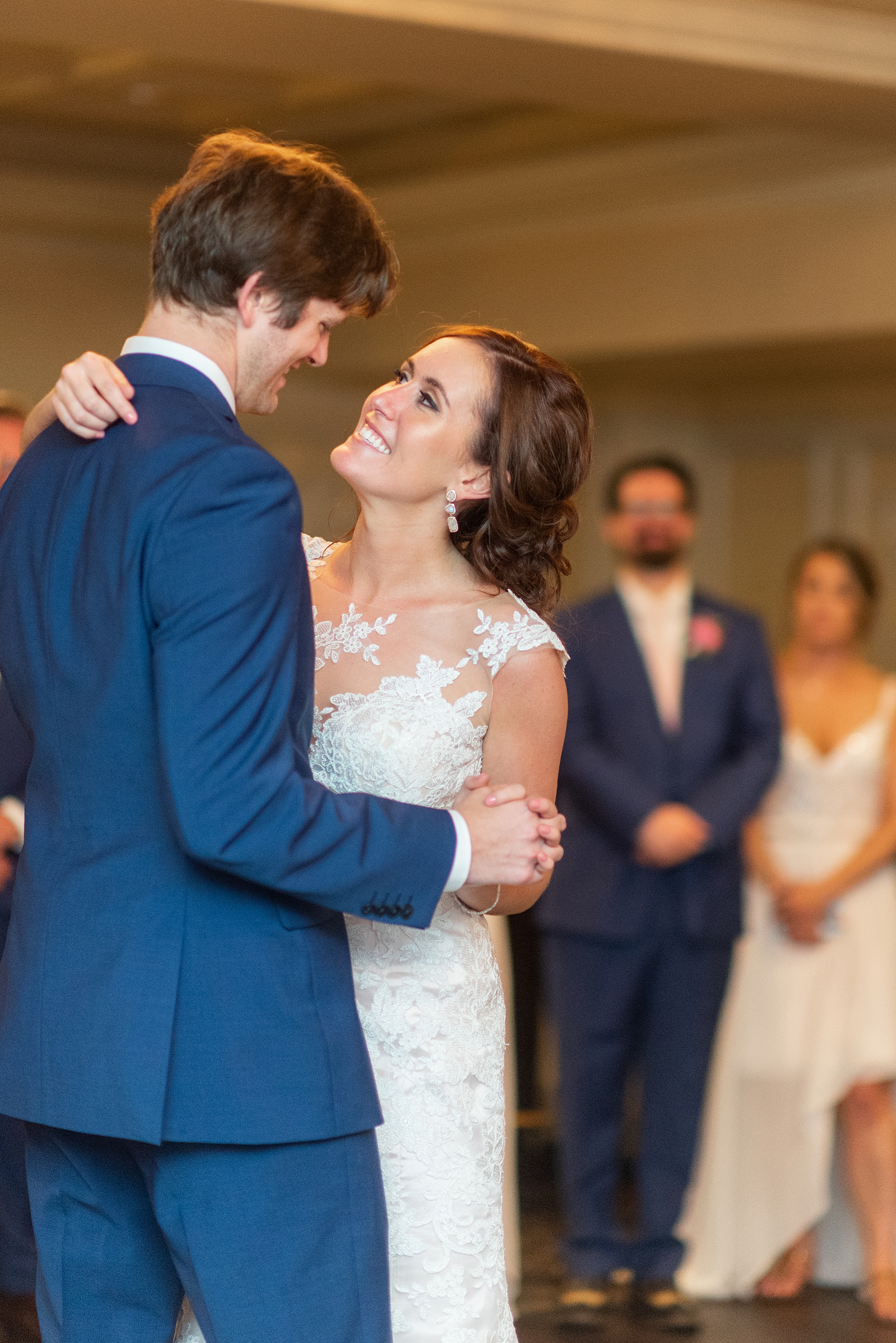 A June wedding at Olde Mill Inn, NJ. Photos by Mikkel Paige Photography for an event with pink details. This New Jersey venue is a great option for something not too far from NYC. The reception was filled with unique glass terrarium vases, colorful pink flowers and greenery, peonies and Midsummer Night’s Dream theme details. The bride and groom shared their first dance for their indoor party to kick off the reception. Click through for their complete wedding recap! #OldeMillInn #NJwedding #NJweddingphotographer #mikkelpaige #NewJerseyWeddingVenue #NewJerseyWedding #firstdance #MidsummerNightsDream