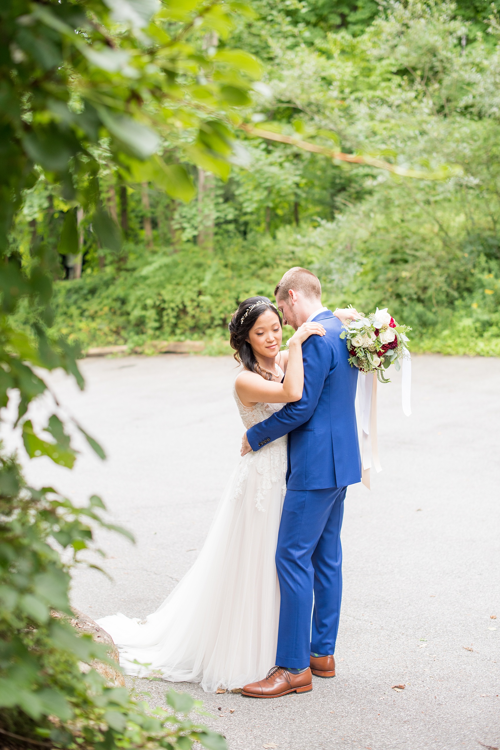Wedding photos at Crabtree's Kittle House in Chappaqua, New York by Mikkel Paige Photography. This venue in Westchester county has the perfect elegance of a rustic elegant home and garden feel very close to NYC. The bride wore a gown from BHLDN and groom a custom blue Indochino suit. #bluesuit #BHLDNgown #mikkelpaige #CrabtreesKittleHouse #WestchesterWeddingVenues #WestchesterWedding #AsianBride #summerwedding 