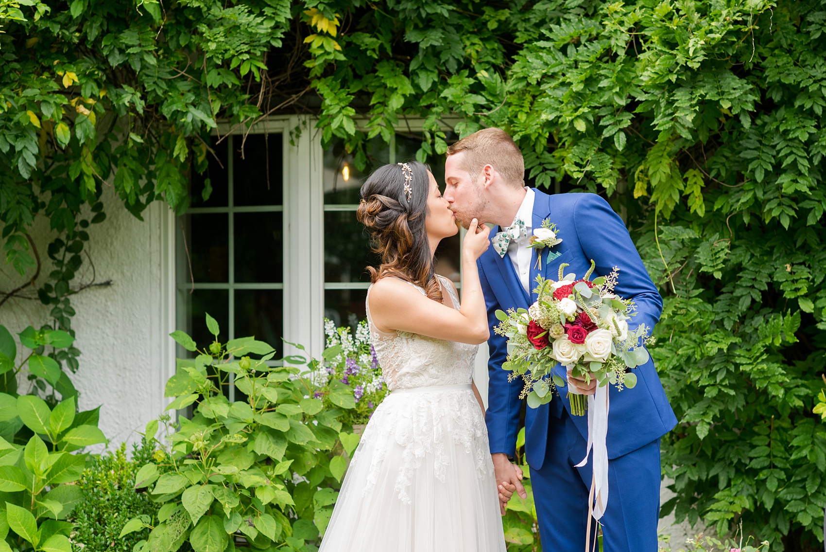 Wedding photos at Crabtree's Kittle House in Chappaqua, New York by Mikkel Paige Photography. This venue in Westchester county has the perfect elegance of a rustic home and garden very close to NYC. The bride wore a gown from BHLDN and groom a custom blue Indochino suit. #bluesuit #BHLDNgown #mikkelpaige #CrabtreesKittleHouse #WestchesterWeddingVenues #WestchesterWedding #summerwedding 