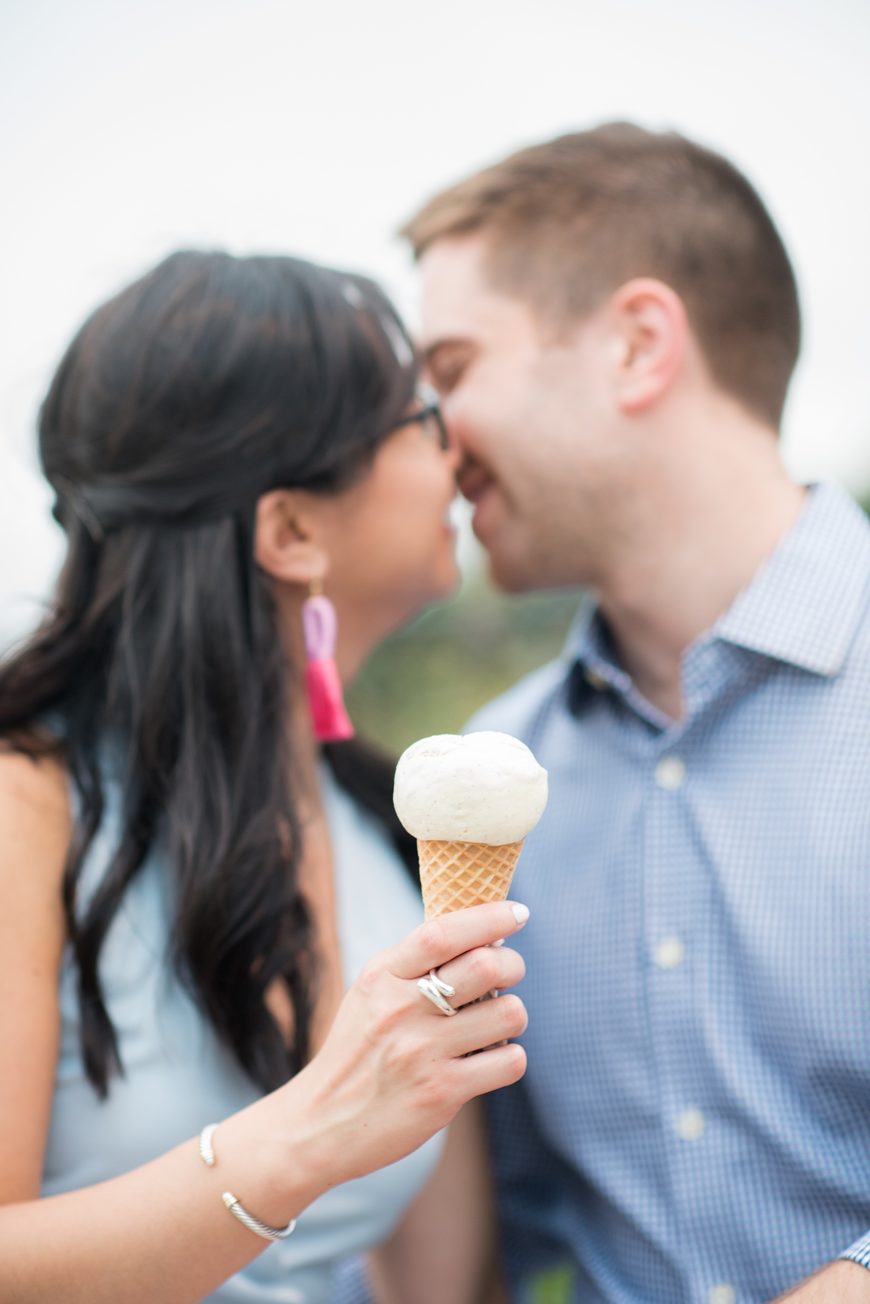 Brooklyn engagement photos by Mikkel Paige Photography. These beautiful, love-filled images in the park overlook bridges, the Manhattan skyline and waterfront on Piers 5 and 6. They'll provide inspiration from the bride and groom for outfits, romantic picture ideas and all around feel-good smiles! Click through to see their complete session post! #mikkelpaige #NYCweddingphotographer #NYCengagementsession #brooklynengagementphotos #engagementphotosinBrooklyn #BrooklynBridgePark #BrooklynPiers #ManhattanSkyline #BrooklynBridge #cityengagementphotos 