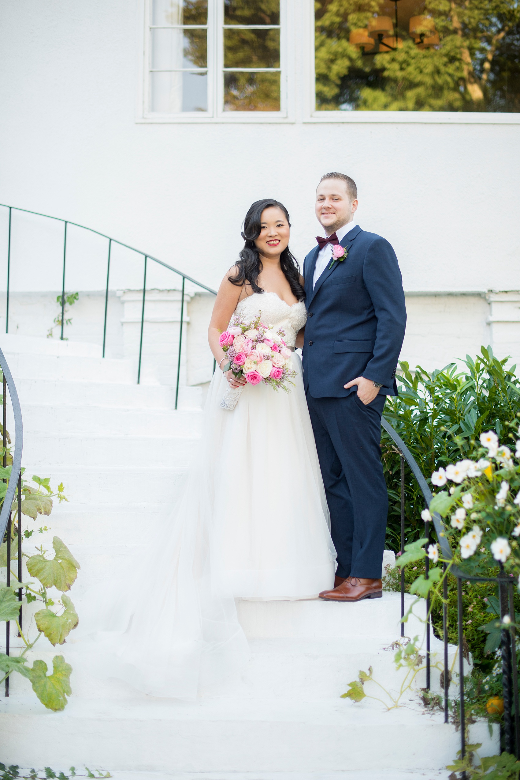 Wedding photos at Crabtree's Kittle House in Chappaqua, New York by Mikkel Paige Photography. This venue in Westchester county is the perfect place for a September wedding. The groom wore a custom blue suit and the bride a tulle and lace strapless gown. Click through for more awesome details from the day! #navybluesuit #mikkelpaige #CrabtreesKittleHouse #WestchesterWeddingVenues #WestchesterWedding #Septemberwedding 