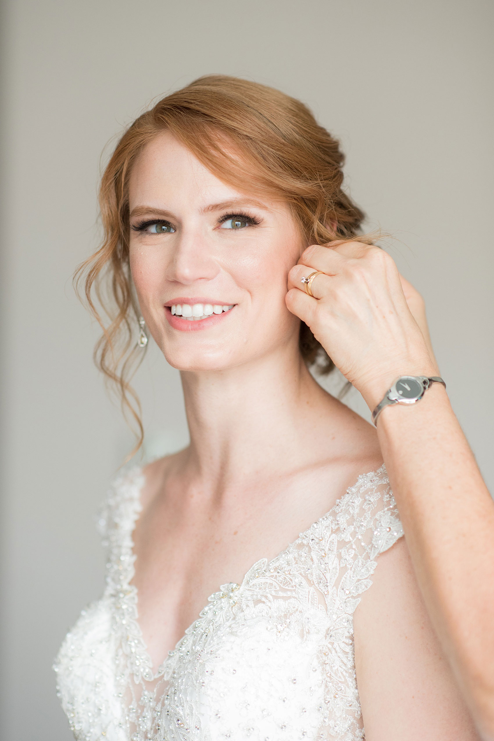 Photos of a NYC wedding venue, Tribeca Rooftop, by Mikkel Paige Photography. This ceremony and reception location has an outdoor space overlooking the Manhattan skyline. These pictures will provide inspiration in New York! The bride wore a lace illusion gown with beading, her hair up, and carried a bouquet of fall flowers. Click through for more details from this celebration! #TribecaRooftop #MikkelPaige #NYCwedding #NYCWeddingVenues #NYCWeddingPhotography #Ranunculus #FallBouquet 