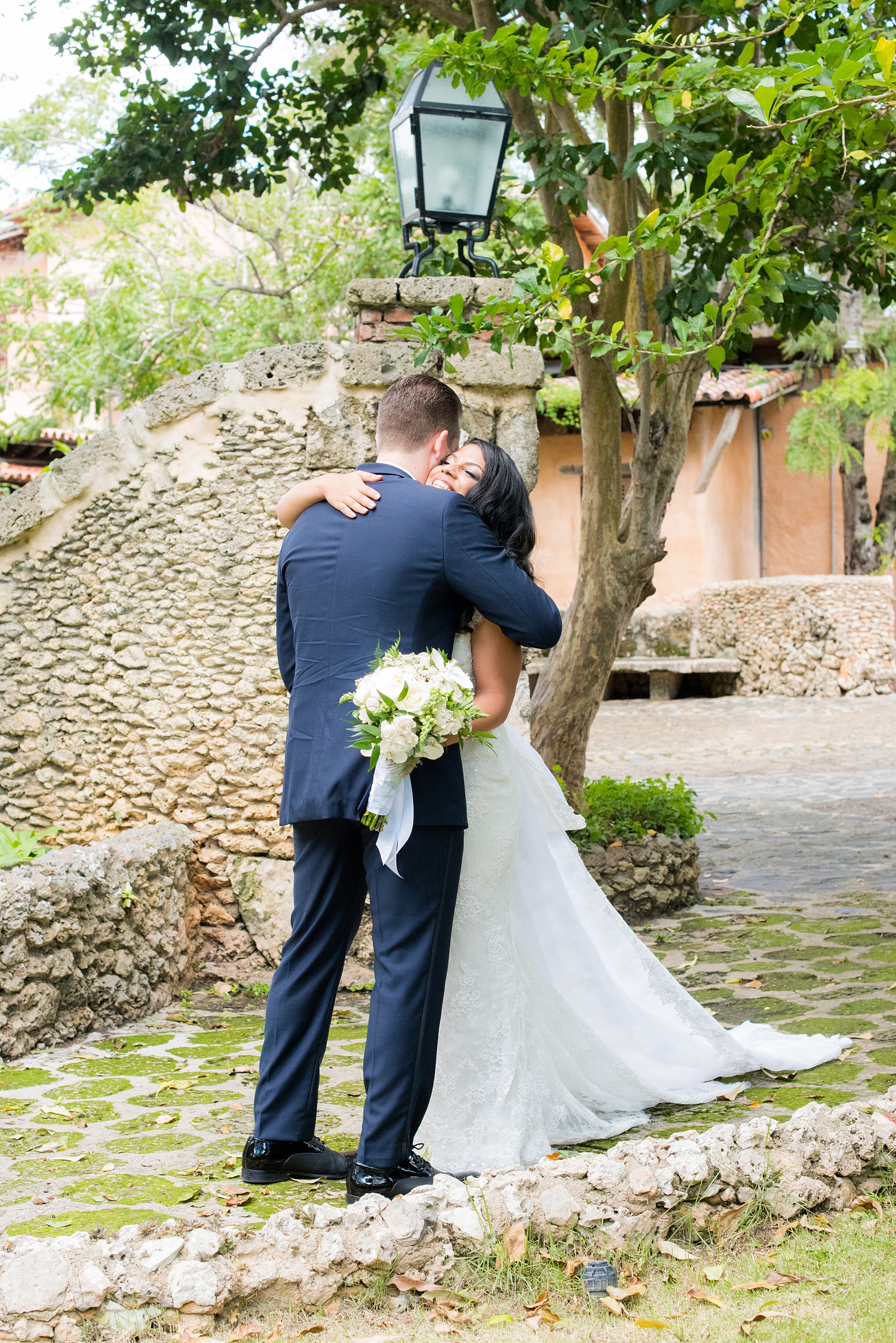 Planning a destination wedding? La Romana is 1 hour from Punta Cana and home to an incredible, all inclusive resort with a beautiful beach and mountains view in the Dominican Republic. It’s a great location, which these pictures of the bride and groom by Mikkel Paige Photography prove again and again! It also doubles as a vacation and honeymoon spot. Click through for more Casa de Campo wedding photography and ideas! Coordination by @theeventeur #mikkelpaige #brideandgroom #destinationwedding