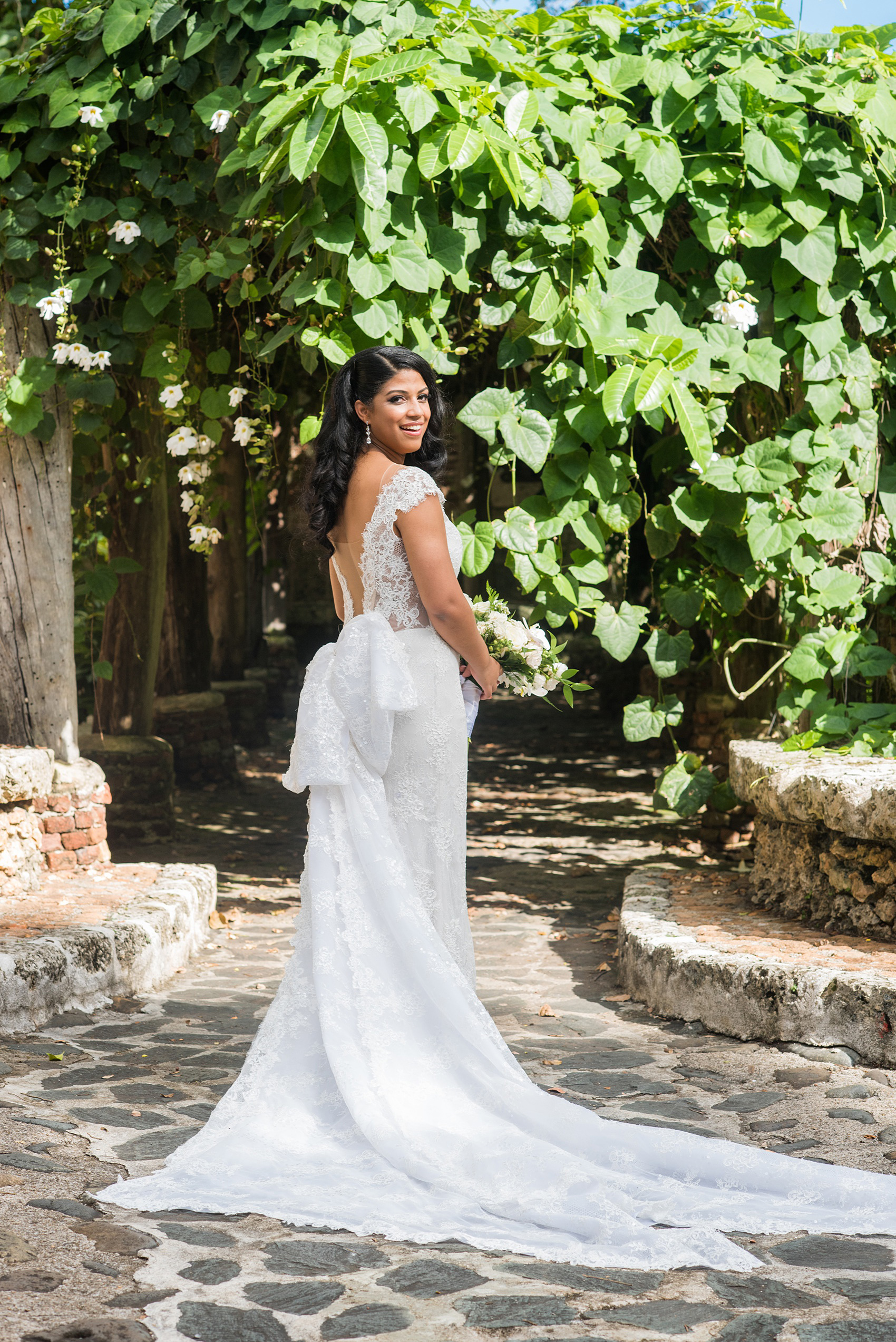 Planning a destination wedding? La Romana is 1 hour from Punta Cana and home to an incredible, all inclusive resort with a beautiful beach and mountains view in the Dominican Republic. It’s a great location, which these pictures of the bride and groom by Mikkel Paige Photography prove again and again! It also doubles as a vacation and honeymoon spot. Click through for more Casa de Campo wedding photography and ideas! Coordination by @theeventeur #mikkelpaige #brideandgroom #destinationwedding