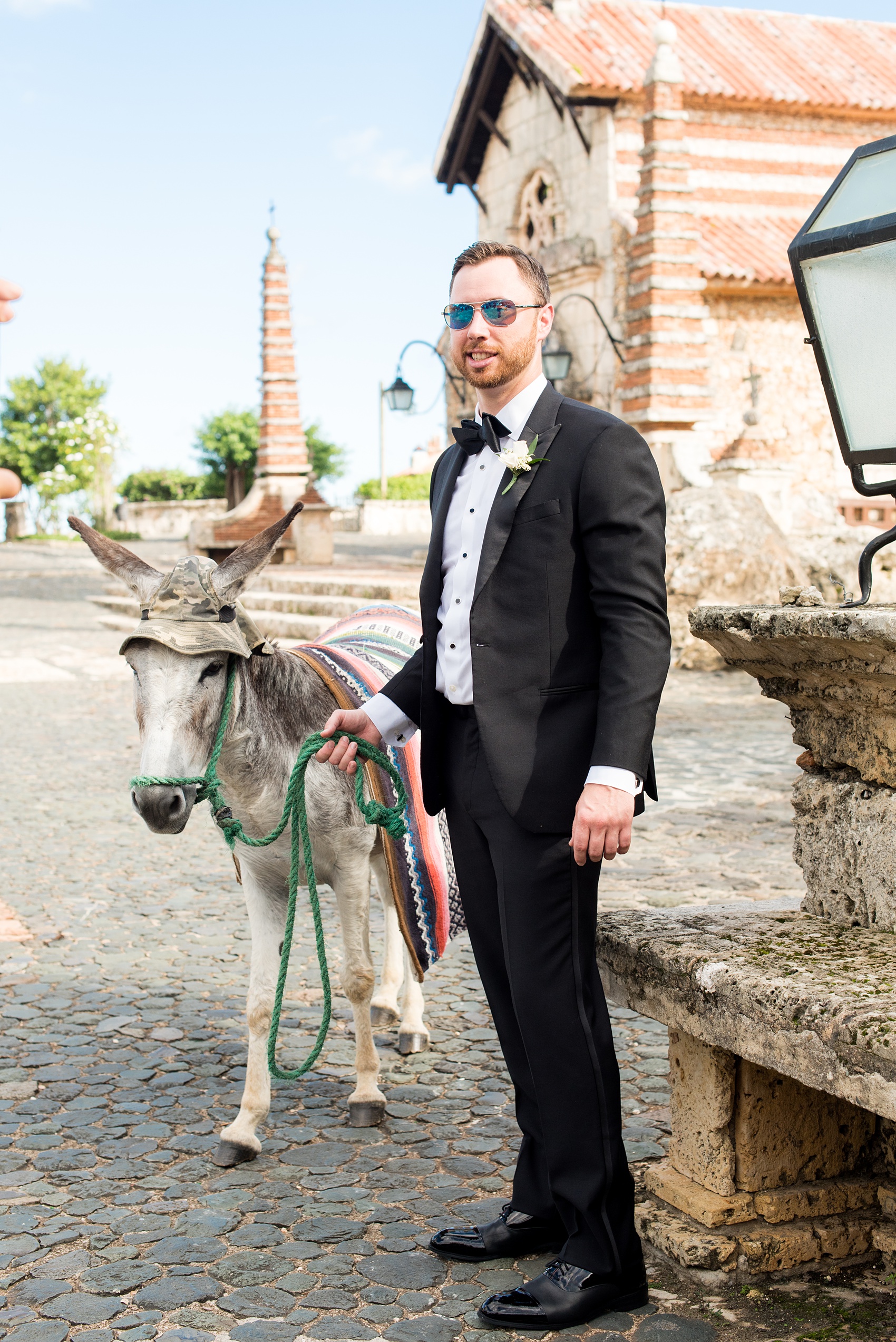 If you’re planning a destination wedding Casa de Campo in the Dominican Republic is a great location. It’s in La Romana, an hour from Punta Cana, and is an all inclusive resort with tropical Minitas beach and mountains view. It’s a beautiful venue, which these pictures by Mikkel Paige Photography prove. Click through for more bridesmaids, groomsmen and wedding party ideas! Coordination by @theeventeur. #mikkelpaige #weddingparty #navybluewedding #funnyweddingphotos