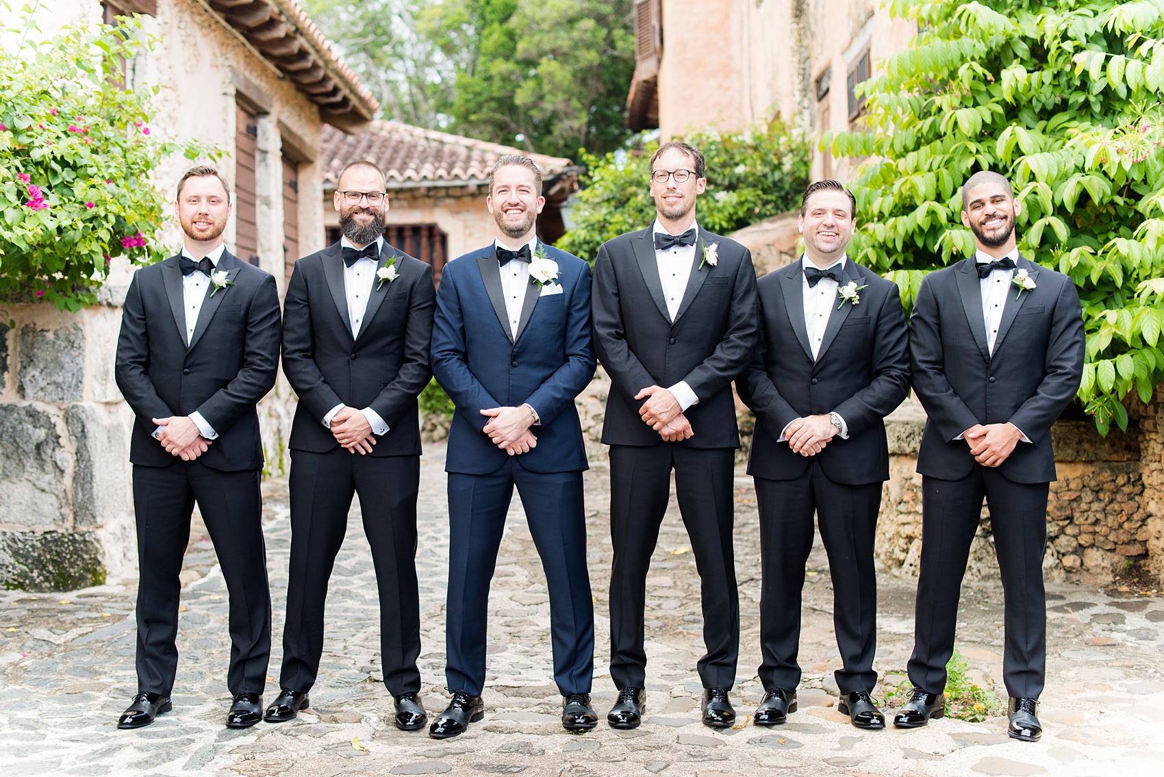 If you’re planning a destination wedding Casa de Campo in the Dominican Republic is a great location. It’s in La Romana, an hour from Punta Cana, and is an all inclusive resort with tropical Minitas beach and mountains view. It’s a beautiful venue, which these pictures by Mikkel Paige Photography prove. Click through for more bridesmaids, groomsmen and wedding party ideas! Coordination by @theeventeur, makeup by NYC Beauty Clique. #mikkelpaige #weddingparty #navybluewedding