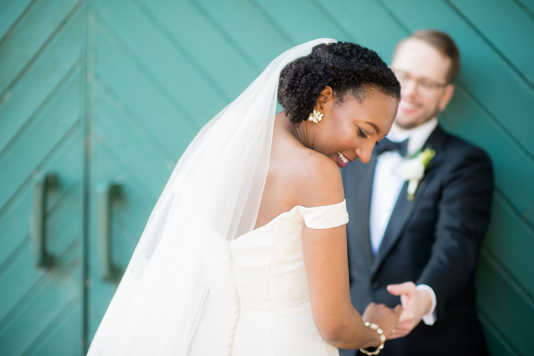 A fall wedding with burgundy, dusty rose and grey details. Mikkel Paige Photography, photographer in Greenville NC and Raleigh, captured this wedding at Rock Springs Center, planned by @vivalevent. The bride and groom had beautiful photos during golden hour on an autumn day! Click through for details! #mikkelpaige NCwedding #northcarolinawedding #southernwedding #brideandgroom