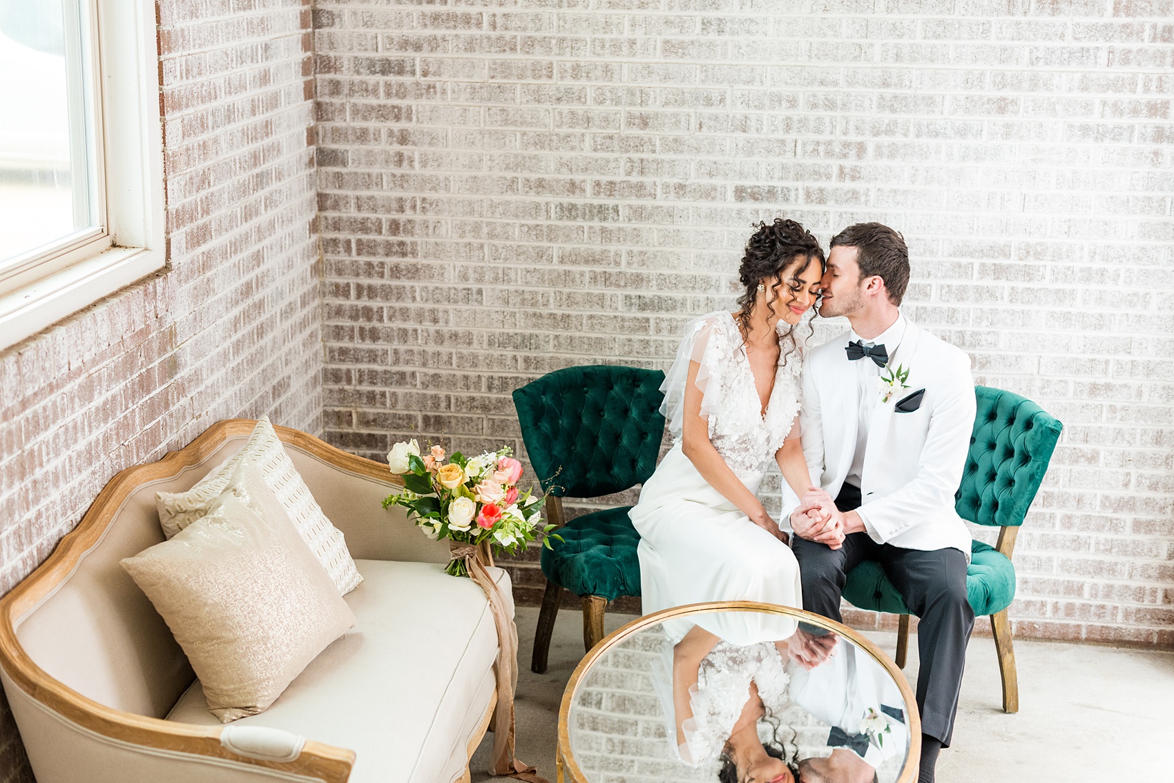 The Bradford NC Photos captured by Mikkel Paige Photography. This North Carolina Raleigh event venue has beautiful gardens and is perfect for outdoor or indoor ceremonies and receptions. Design by @vivalevent with a green, black and peach palette. #mikkelpaige #brideandgroom #Raleighweddingphotographer #raleighweddingvenues