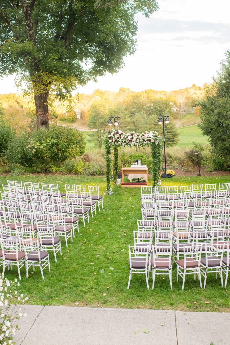 Crabtree's Kittle House wedding with an outdoor ceremony in Chappaqua, New York. Photos by Mikkel Paige Photography. This venue in Westchester County is near the Hudson Valley and NYC. The bride and groom incorporated a Rabbi and Priest, and Jewish and Filipino traditions. #mikkelpaige #hudsonvalleyweddings #crabtreeskittlehouse #fallwedding #westchestervenues