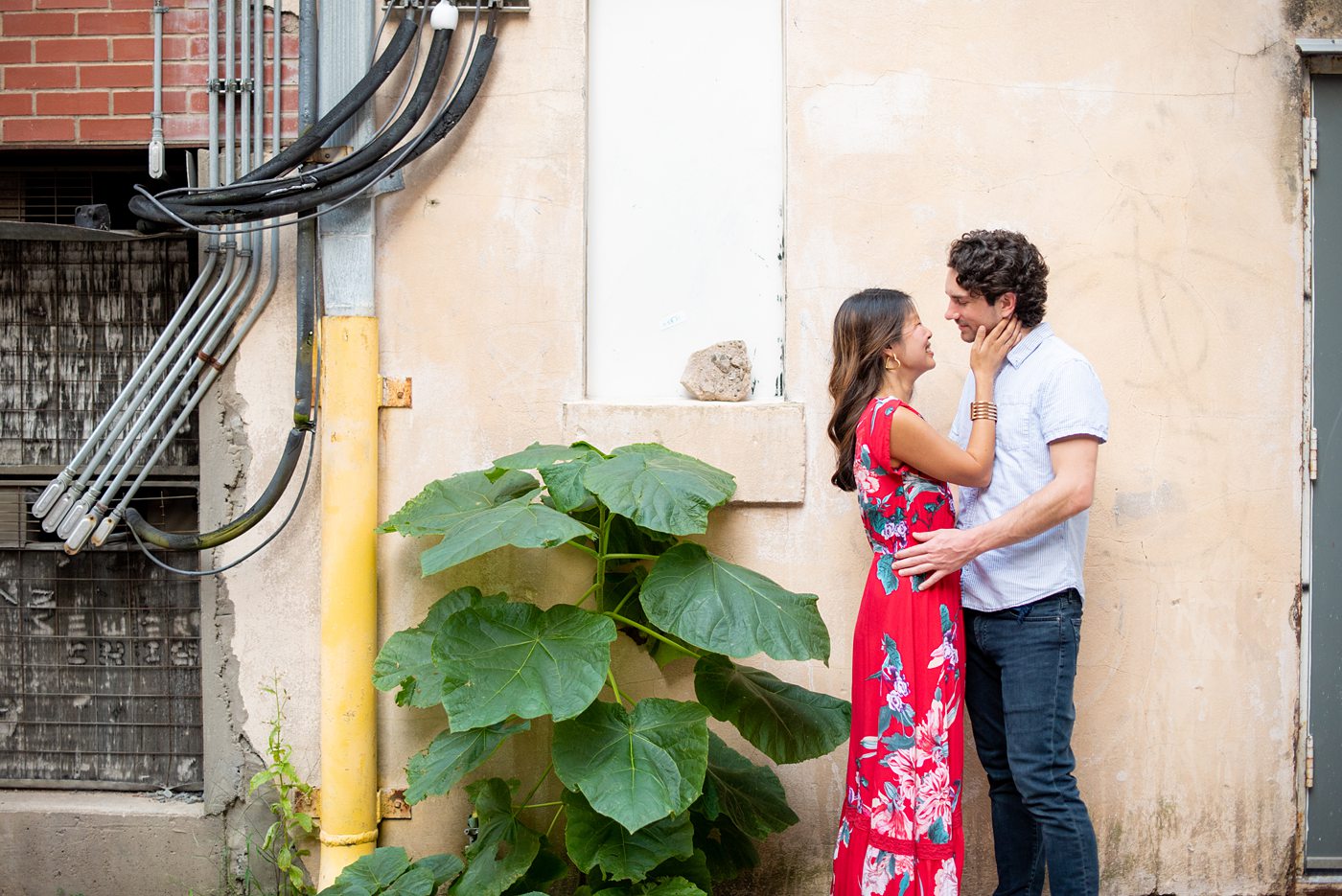 Durham North Carolina wedding photographer, Mikkel Paige Photography, captures engagement photos for a couple in the downtown area of the NC city. #mikkelpaige #DurhamEngagementPhotos #DowntownDurham #DurhamWeddingPhotographer