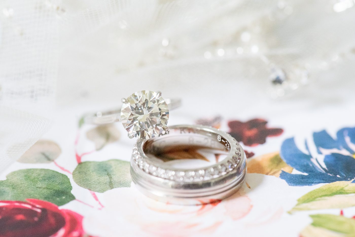 New York Botanical Garden wedding photos by Mikkel Paige Photography. The bride and groom had white gold and diamond wedding rings. After the couple's engagement photoshoot in Manhattan I was so excited for their fall wedding near the Conservatory at the Terrace Room, at this NYC venue. #mikkelpaige #nybg #asianbride #redweddinginvitation #weddingshoes #newyorkbotanicalgardenwedding #NYBotanicalGarden #Bronxwedding #newyorkcityweddingvenue #bridestyle #detailphotos #weddingrings