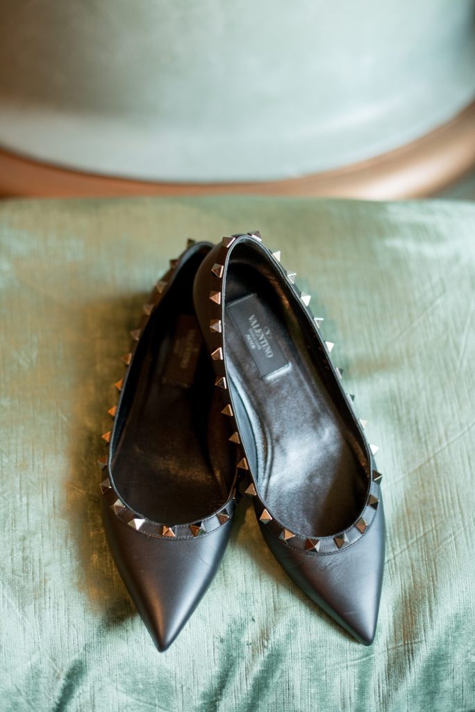 Bride's shoes at a destination wedding at a California winery in Los Gatos called Testarossa. Photos by Mikkel Paige Photography.