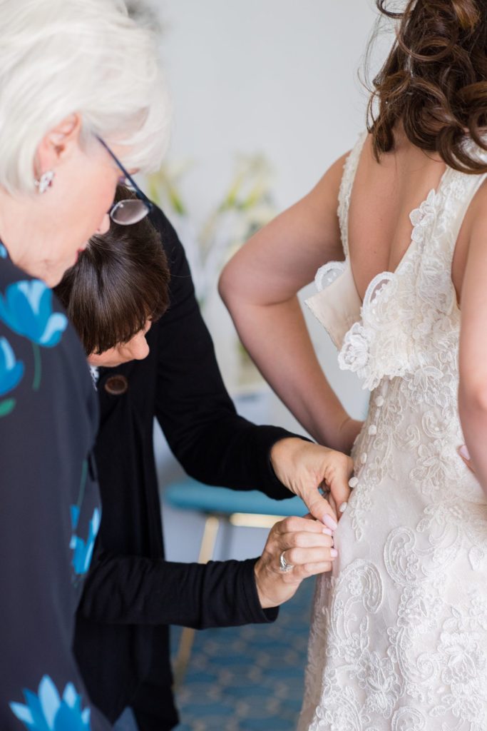 Eau Palm Beach Florida Destination Wedding photos by Mikkel Paige Photography. The bride got ready with her family.
