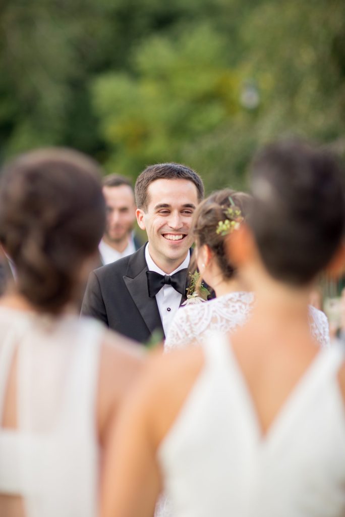 Mikkel Paige Photography captures a Prospect Park Boathouse wedding in Brooklyn, New York. The bride and groom had an outdoor ceremony overlooking the park lake.