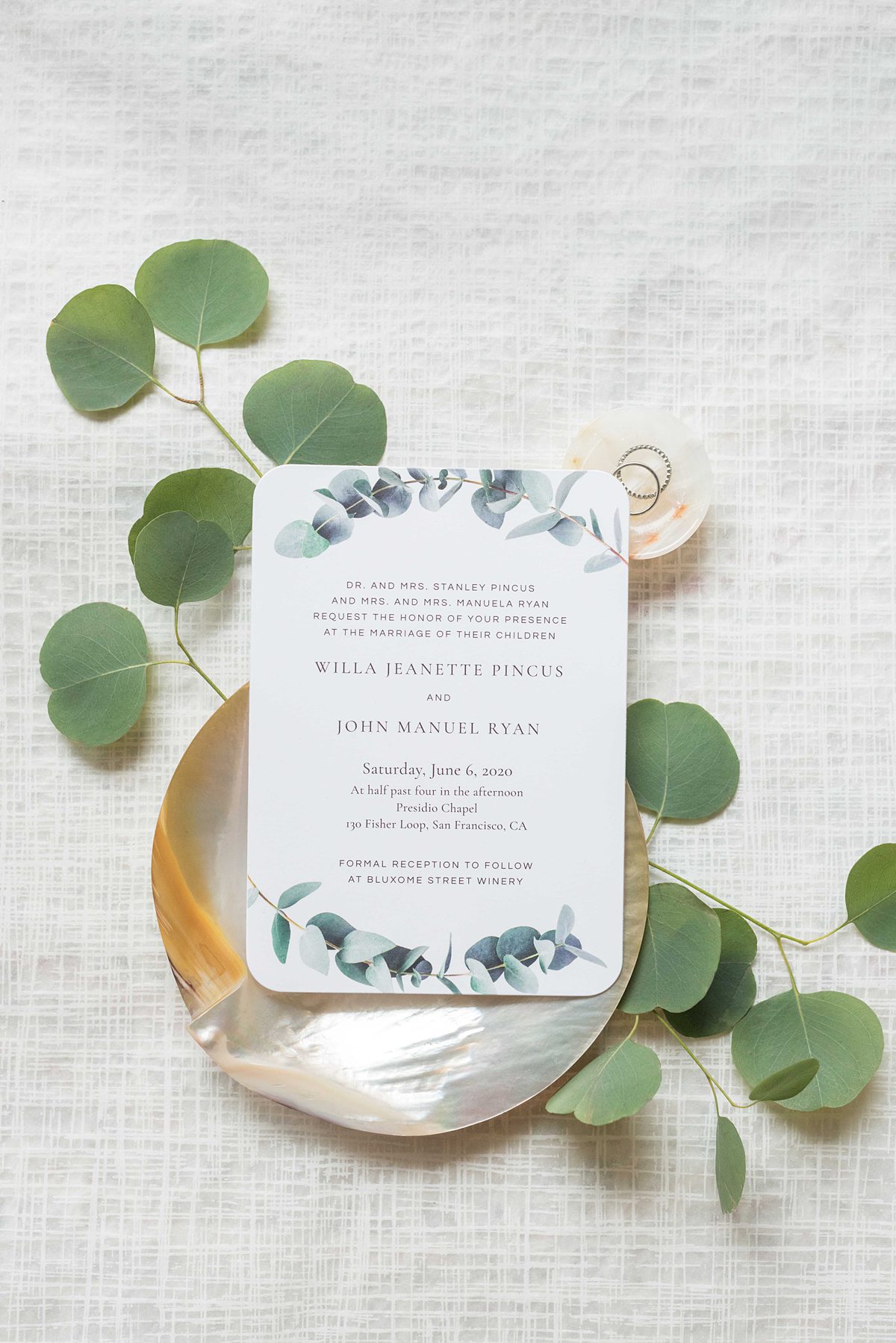 Did you know you can print stationery at Zola Headquarters? We take a look behind the scenes of the wedding website and app HQ in NYC, with Mikkel Paige Photography.