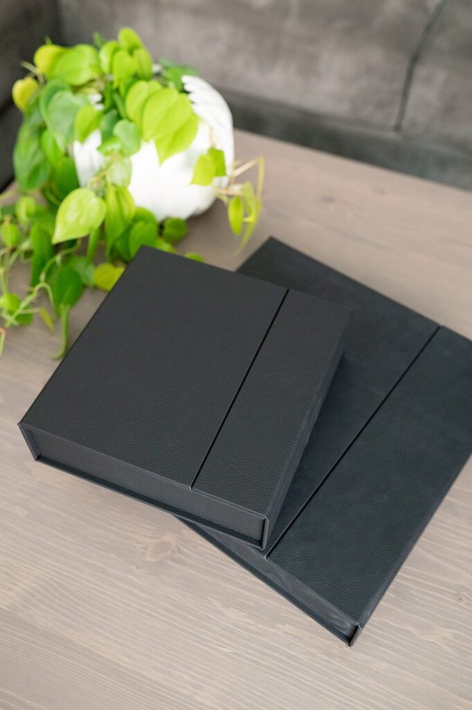 Wedding albums, couples and parents, by Mikkel Paige Photography.