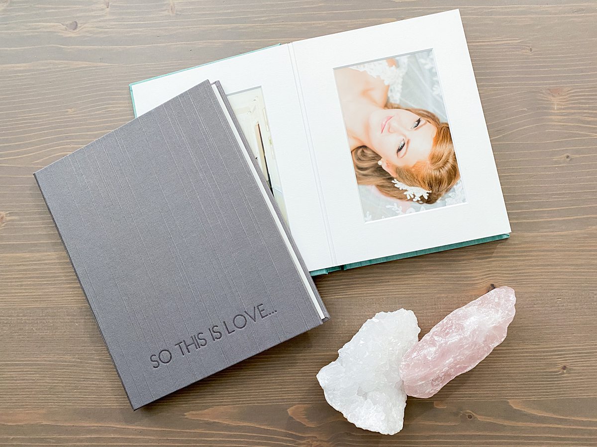 Gray folio with inset matted photo, 5x7